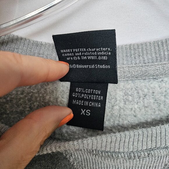 Wizarding World of Harry Potter Gryffindor Women's Sweatshirt, Size XS - Picture 10 of 10